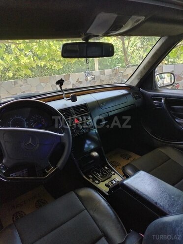 Mercedes C 230-4