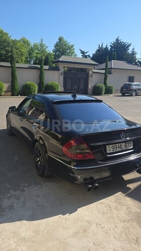 Mercedes E 300-2