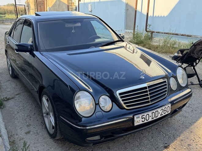 Mercedes E 240-6