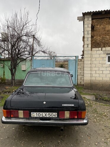 GAZ 3102 "Volga"-3