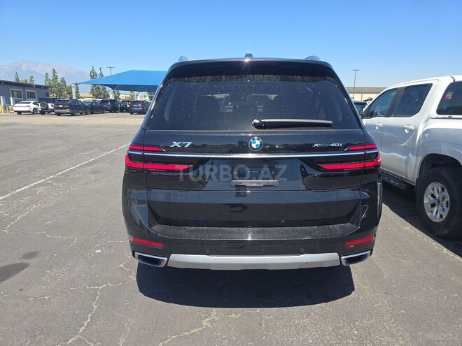 BMW X7-5