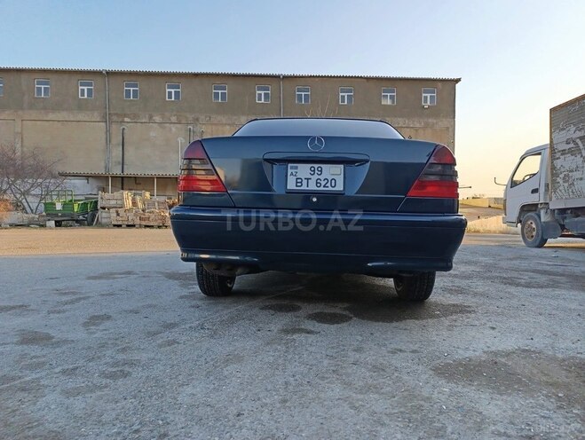 Mercedes C 200-8