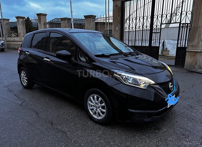 Nissan Note-2