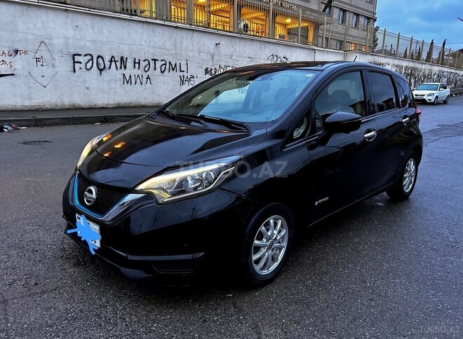 Nissan Note-6