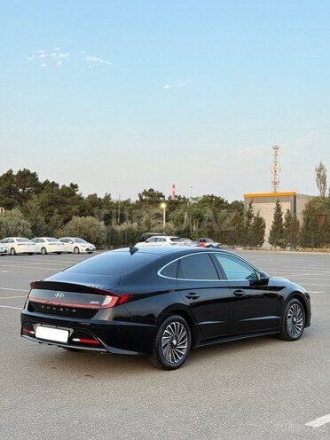 Hyundai Sonata-3