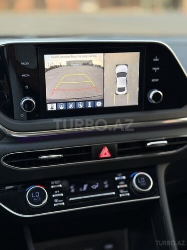 Hyundai Sonata-7
