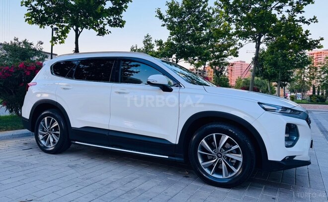 Hyundai Santa Fe-5