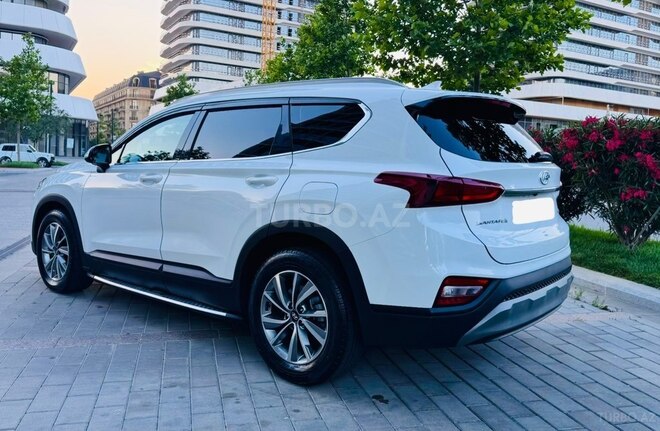 Hyundai Santa Fe-10