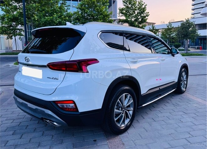 Hyundai Santa Fe-8