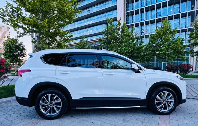 Hyundai Santa Fe-6