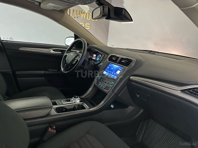 Ford Fusion (North America)-13
