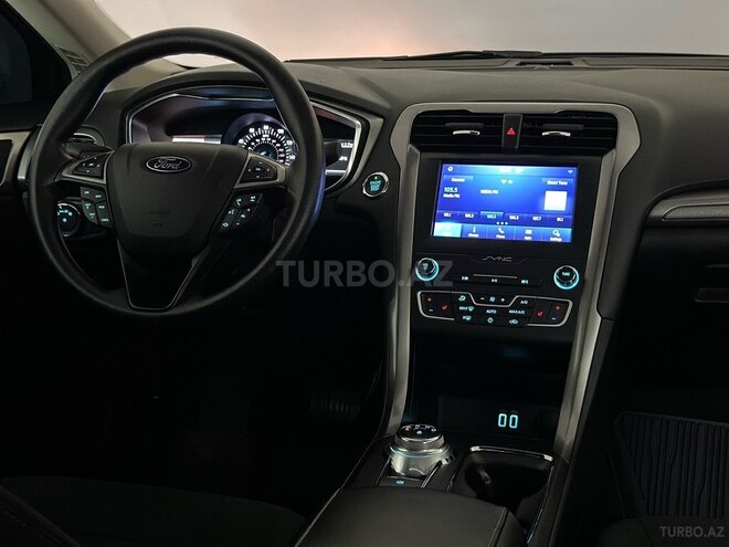 Ford Fusion (North America)-17