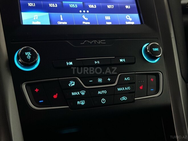 Ford Fusion (North America)-26