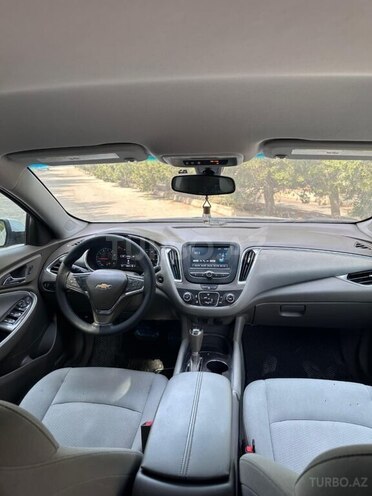 Chevrolet Malibu-3