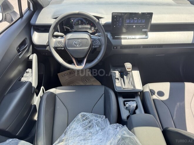 Toyota Corolla Cross-12