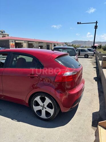 Kia Rio-2