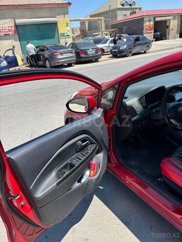 Kia Rio-9
