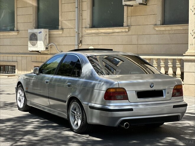 BMW 530-4