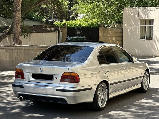 BMW 530-6
