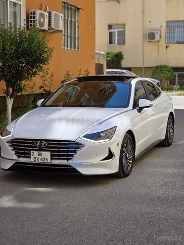 Hyundai Sonata-1
