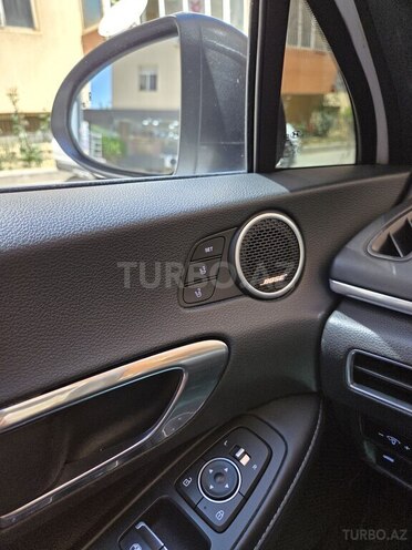 Hyundai Sonata-17