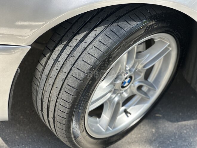 BMW 530-12