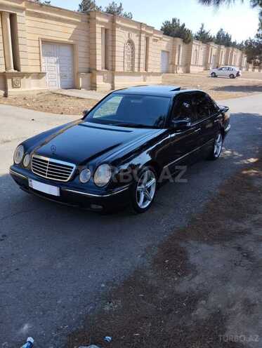 Mercedes E 200-9