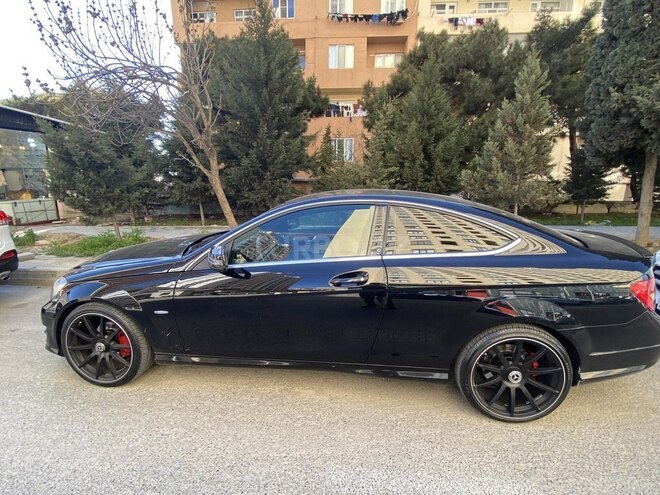 Mercedes C 250-12