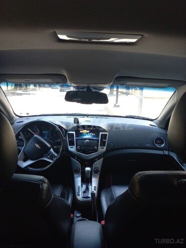 Chevrolet Cruze-5