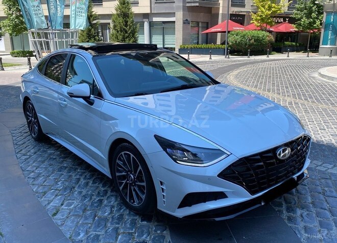Hyundai Sonata-4