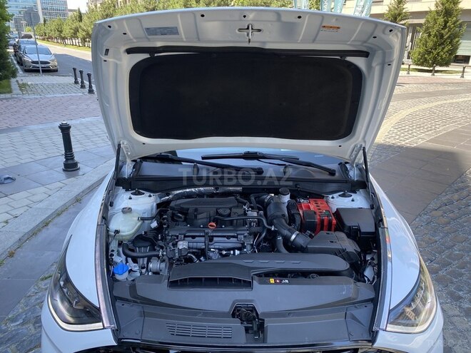 Hyundai Sonata-16