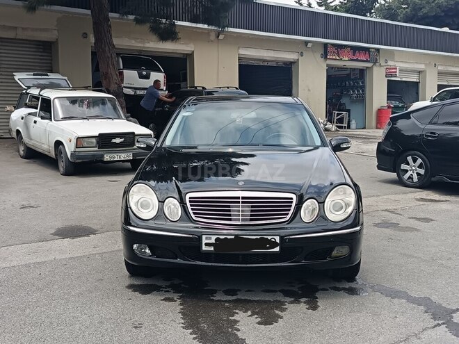 Mercedes E 320-7