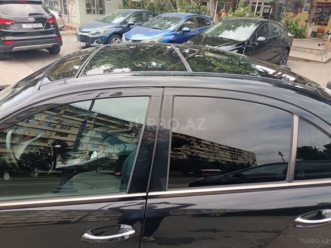 Mercedes E 320-9