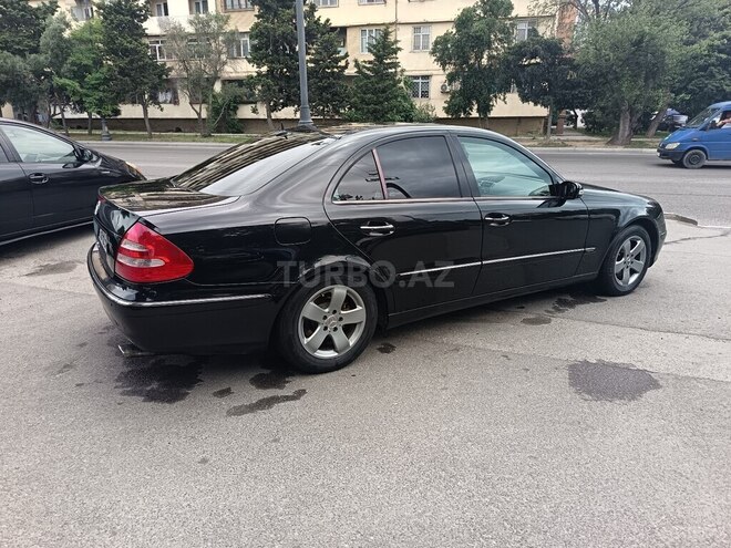 Mercedes E 320-12