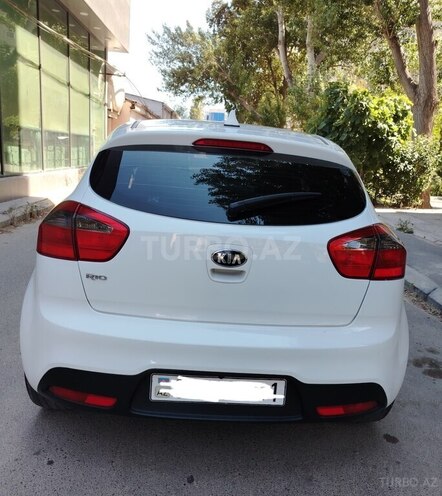Kia Rio-2