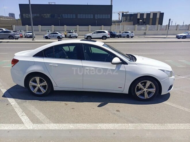 Chevrolet Cruze-6