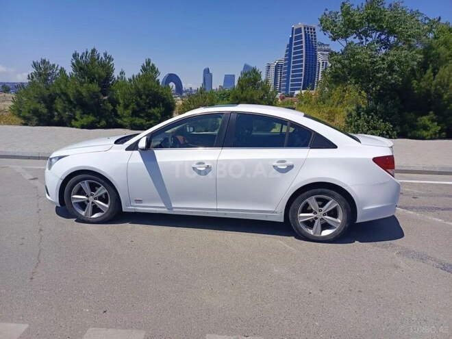 Chevrolet Cruze-9