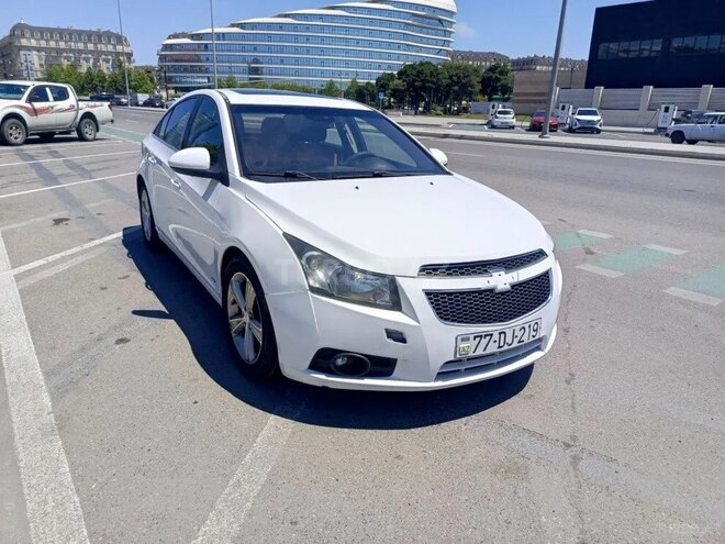 Chevrolet Cruze-10