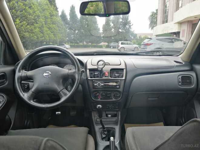 Nissan Sunny-16