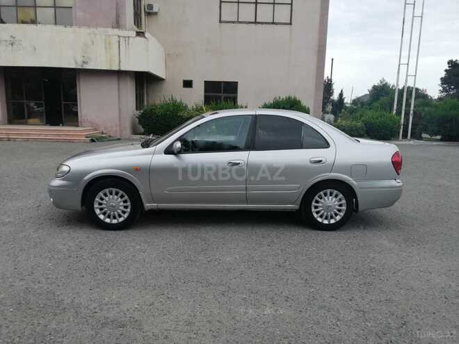 Nissan Sunny-2