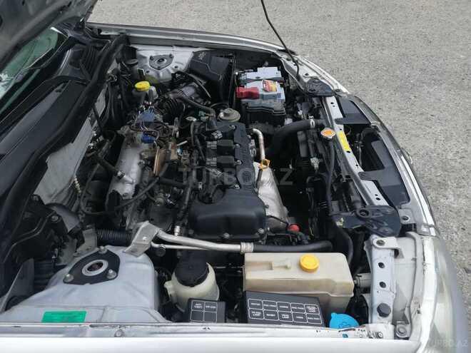 Nissan Sunny-14