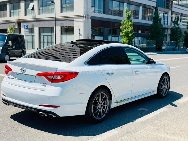 Hyundai Sonata-2