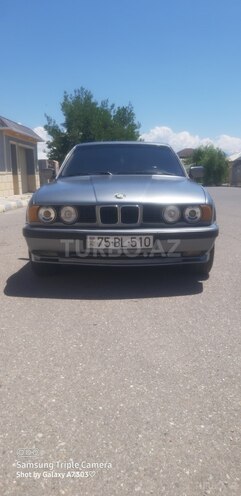 BMW 525-1