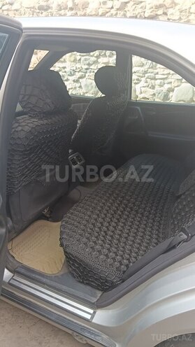 Mercedes E 290-7