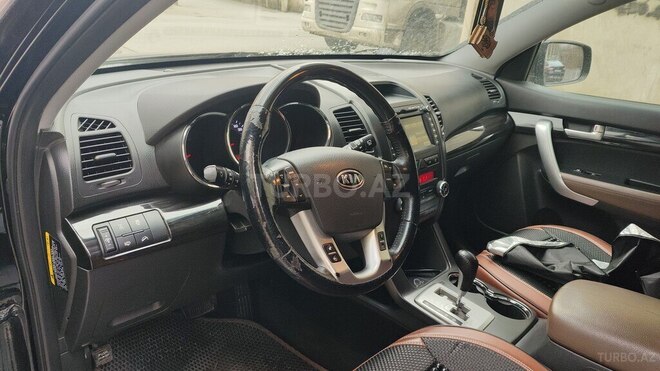 Kia Sorento-14