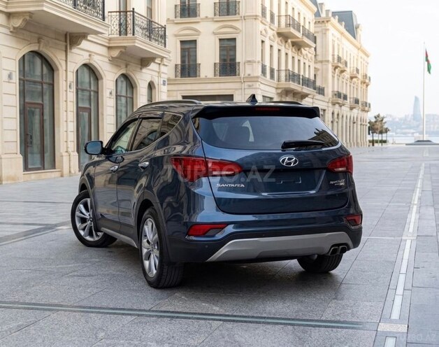 Hyundai Santa Fe-12