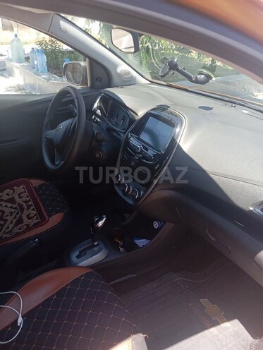 Chevrolet Spark-7