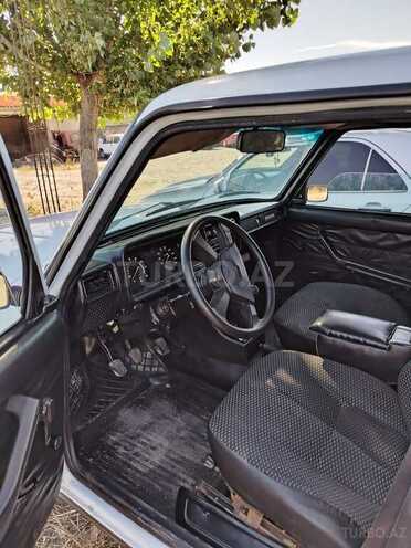 LADA (VAZ) 2107-4