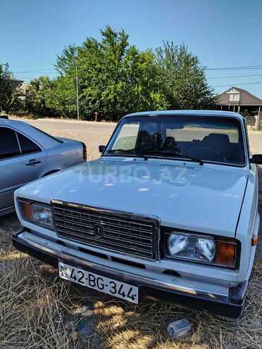 LADA (VAZ) 2107-1