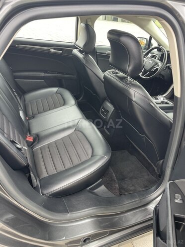 Ford Fusion (North America)-20